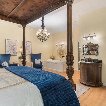 Beland Mansion-Royal Crown Suite! Fort Smith Ngoại thất bức ảnh