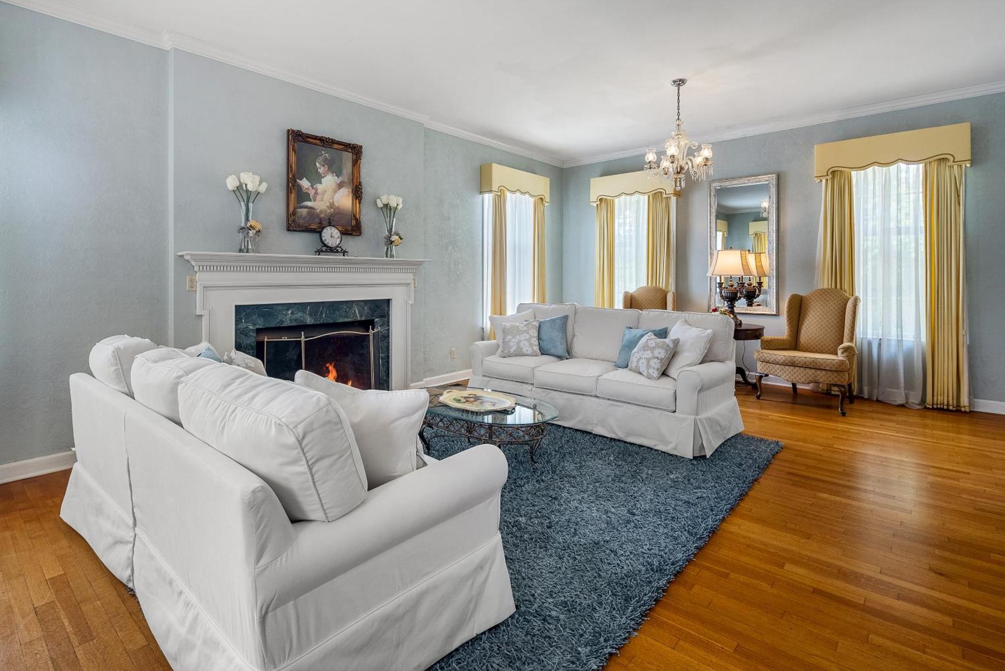 Beland Mansion-Royal Crown Suite! Fort Smith Ngoại thất bức ảnh